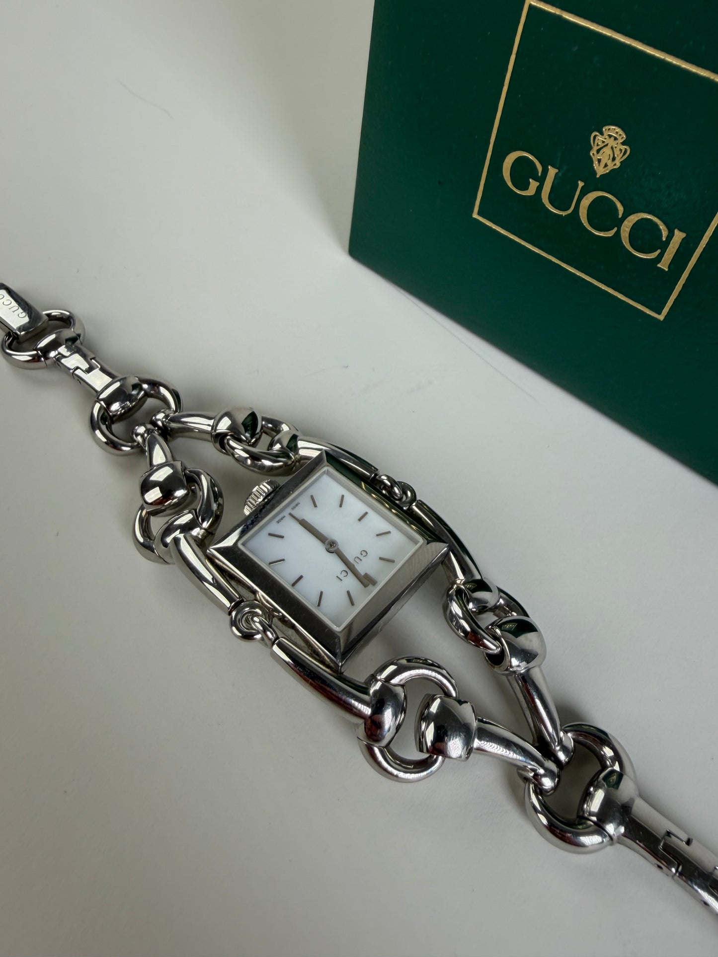 Vintage Gucci Stainless Steel Leather Strap Watch Silver