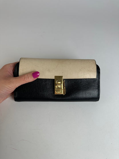 Vintage Chloe Snake Emblossed Leather Wallet Black Beige