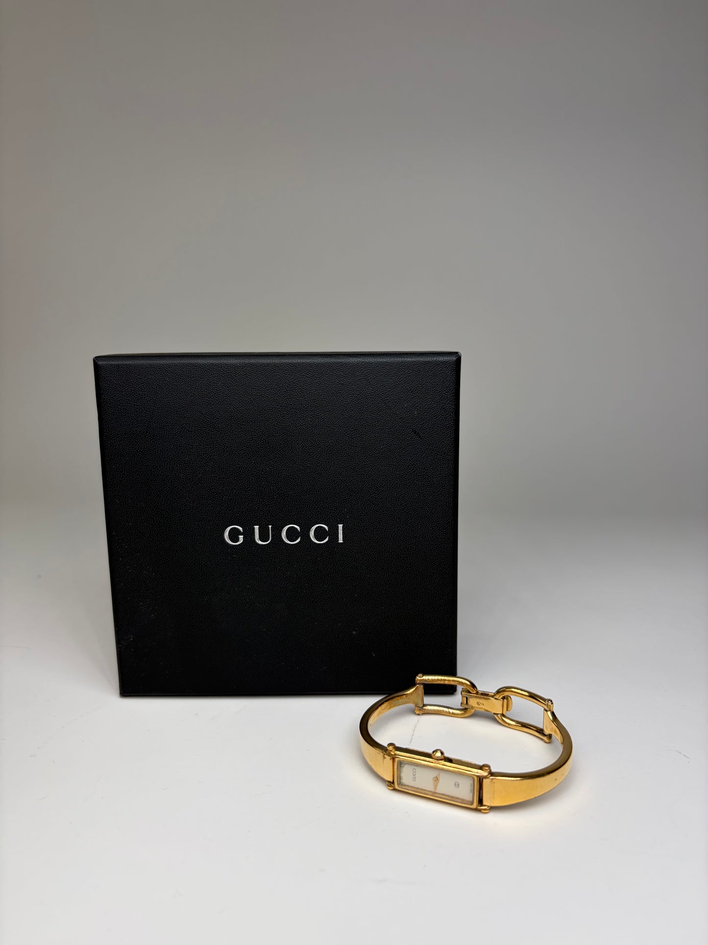 Vintage Gucci Logo Enamel Bracelet Watch Gold