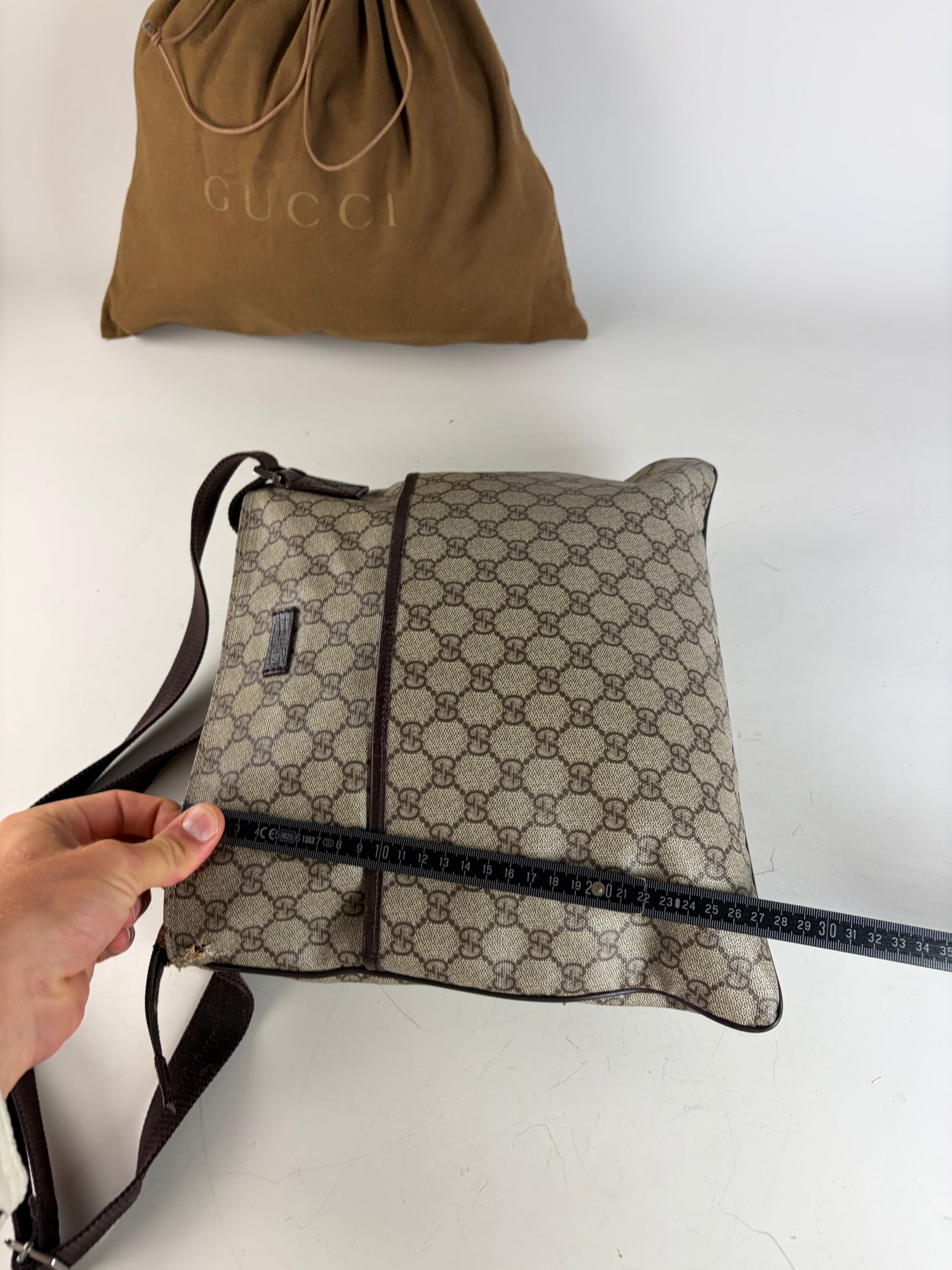 Vintage Gucci GG Supreme Shoulder Bag Beige Brown