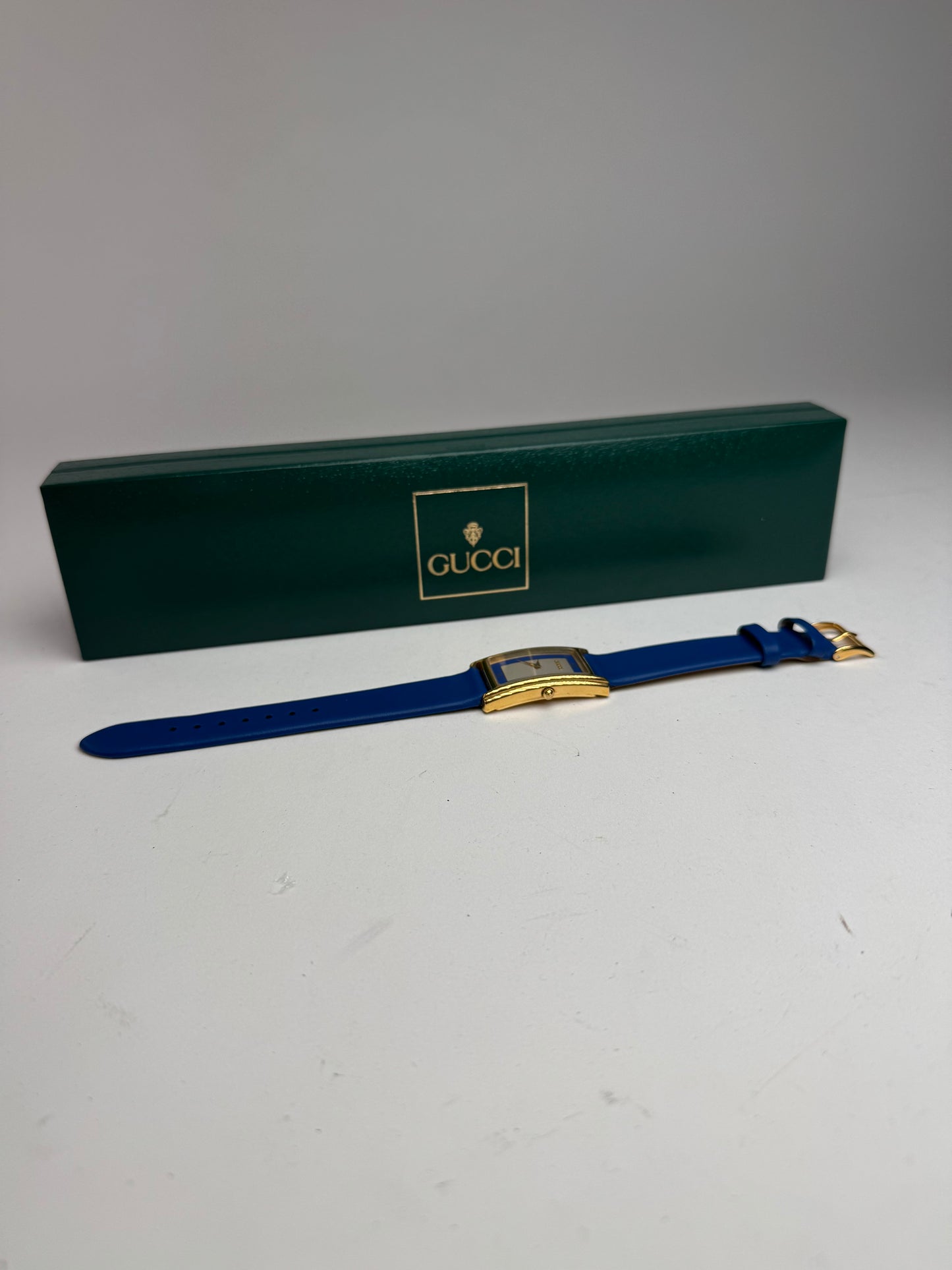 Montre Gucci Vintage Bleu Or