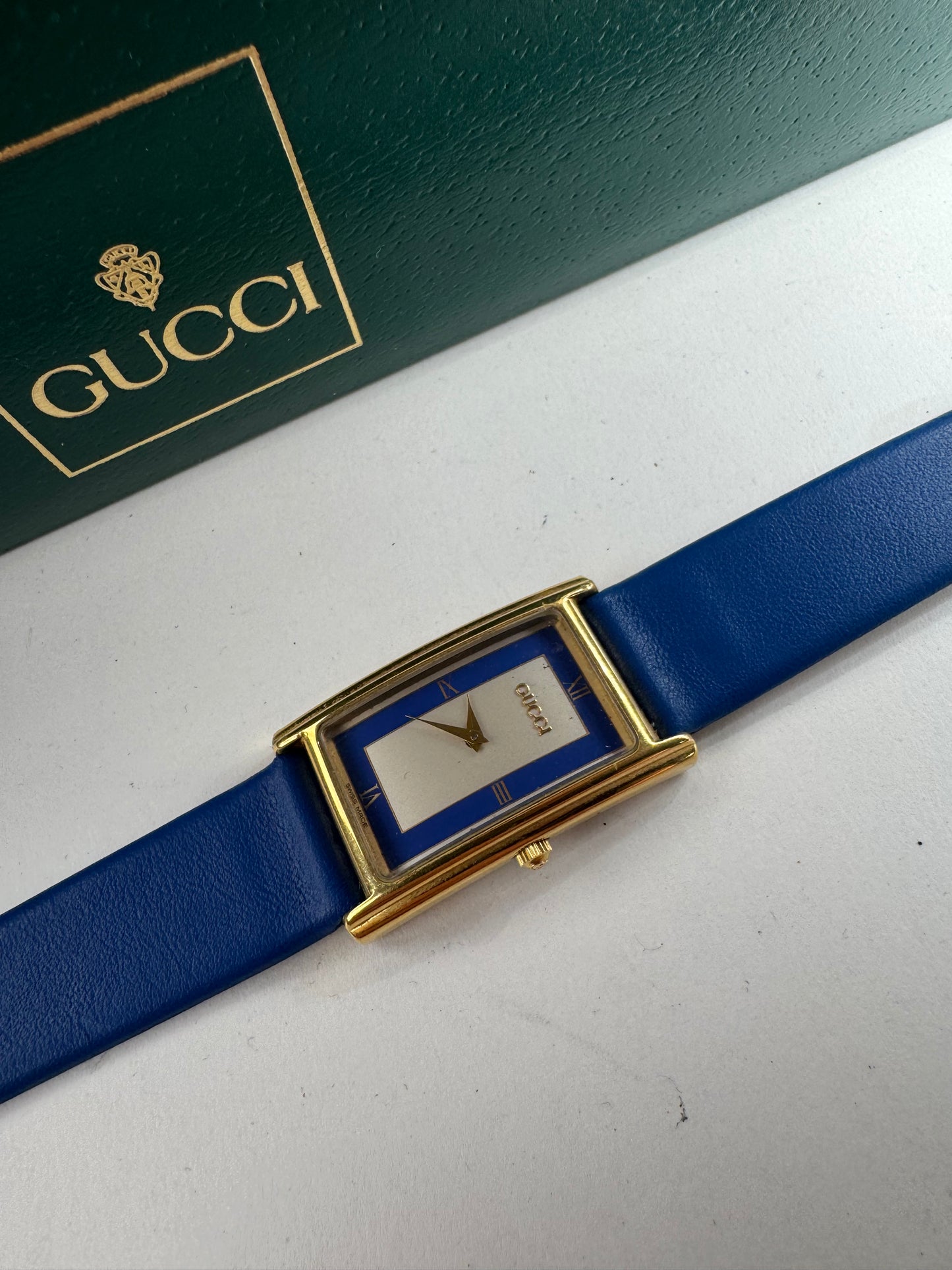 Montre Gucci Vintage Bleu Or