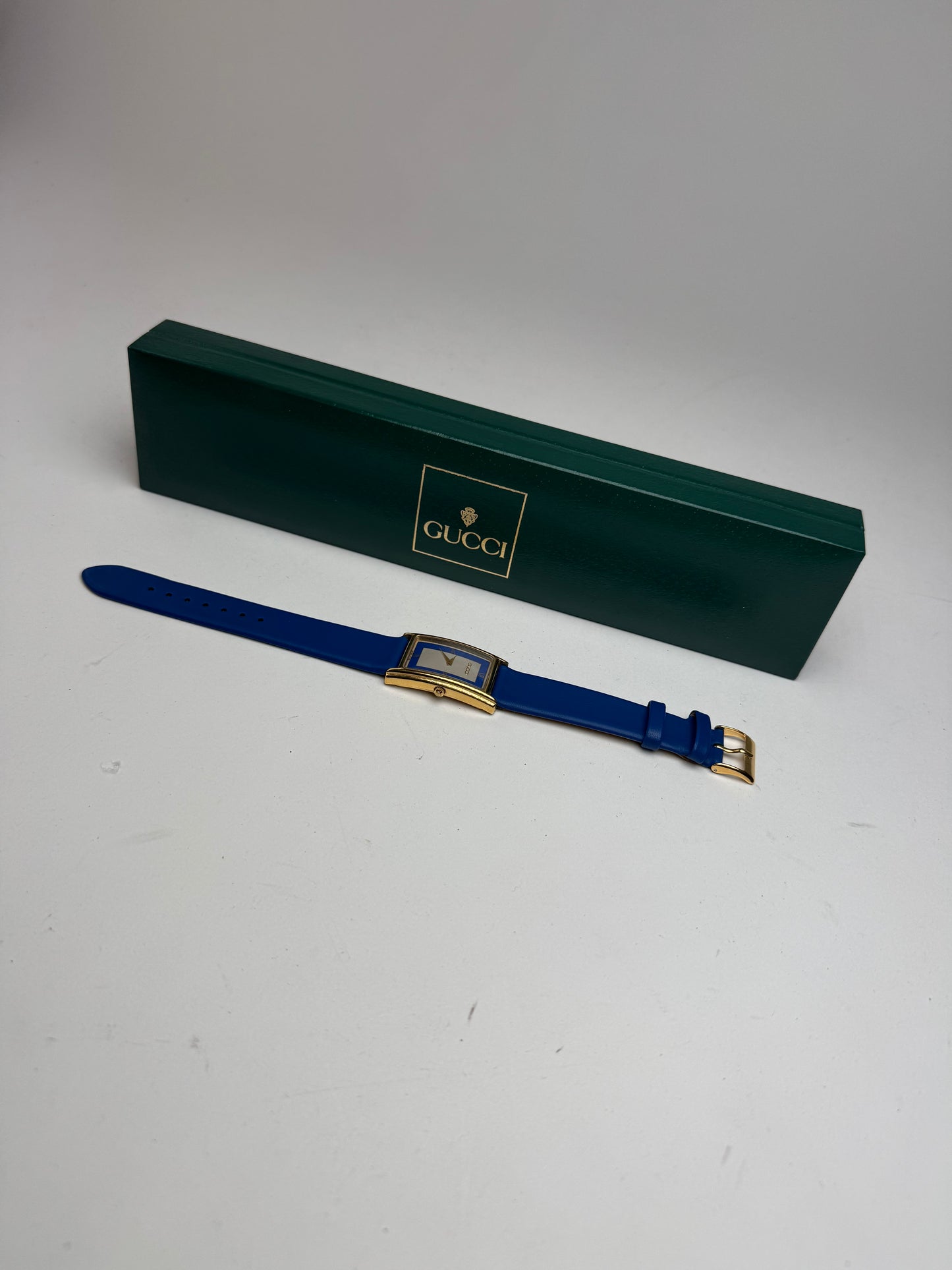 Montre Gucci Vintage Bleu Or