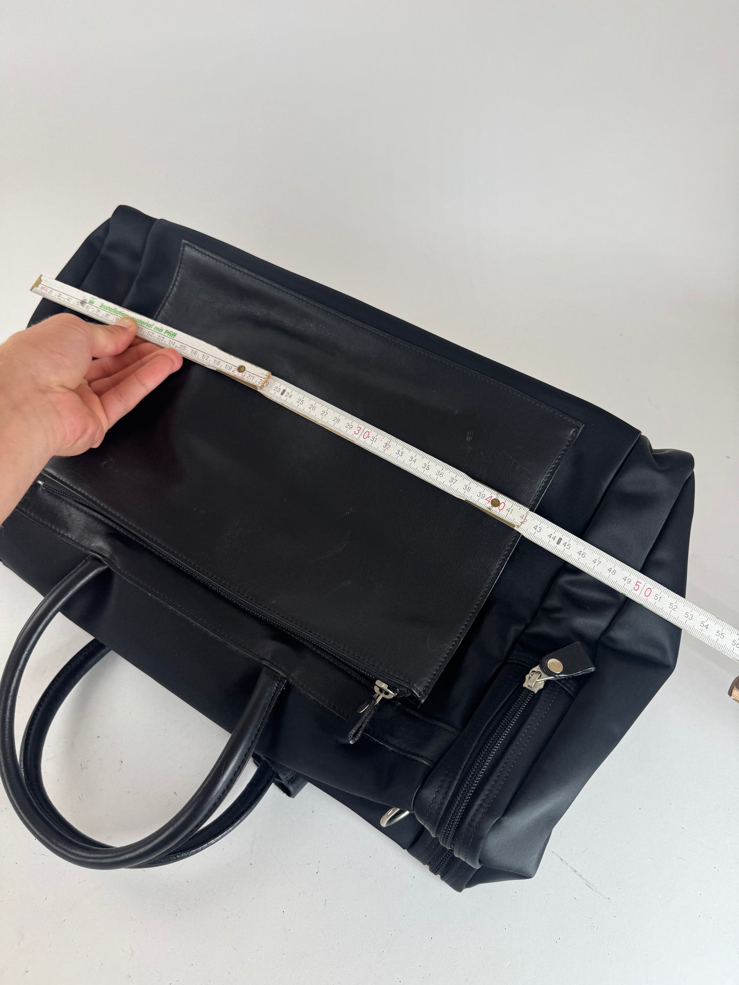 Sac de sport vintage Issey Miyake en cuir polyester noir