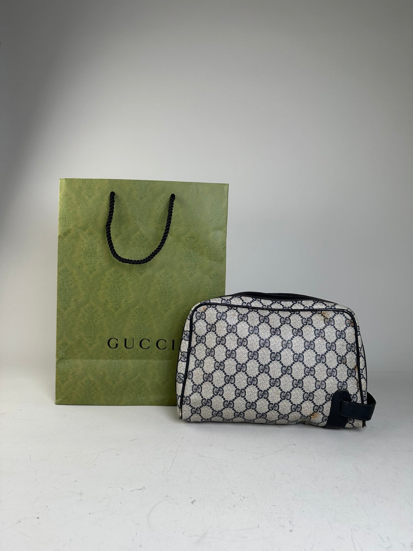 Vintage Gucci GG Supreme Cosmetic Case Beige Navy