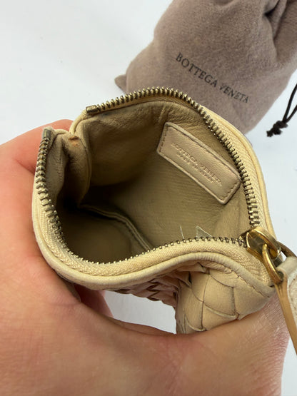 Vintage Bottega Veneta Intrecciato Woven Leather Pouch Cream