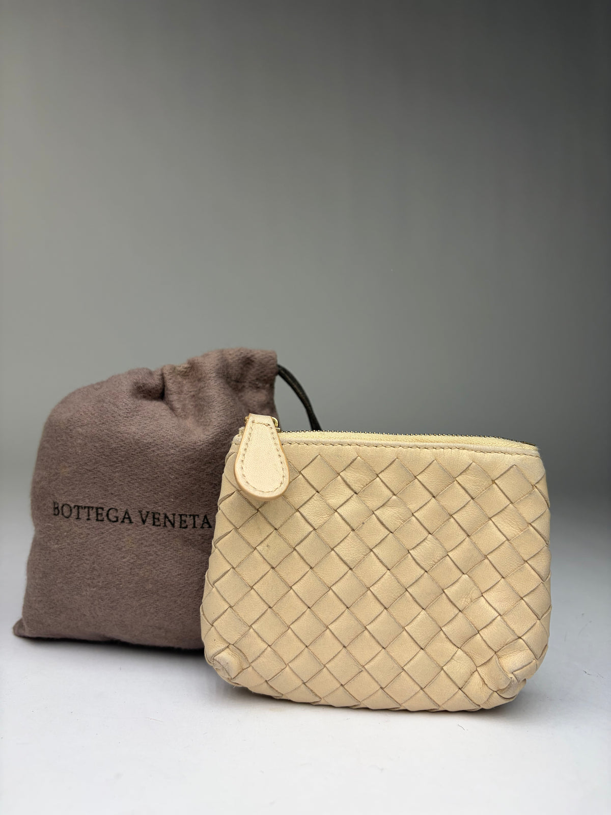 Vintage Bottega Veneta Intrecciato Woven Leather Pouch Cream