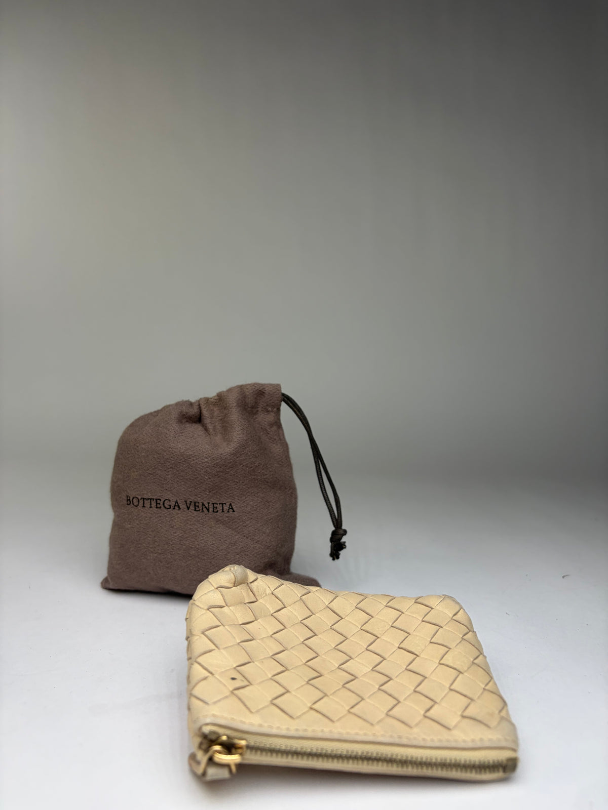 Vintage Bottega Veneta Intrecciato Woven Leather Pouch Cream