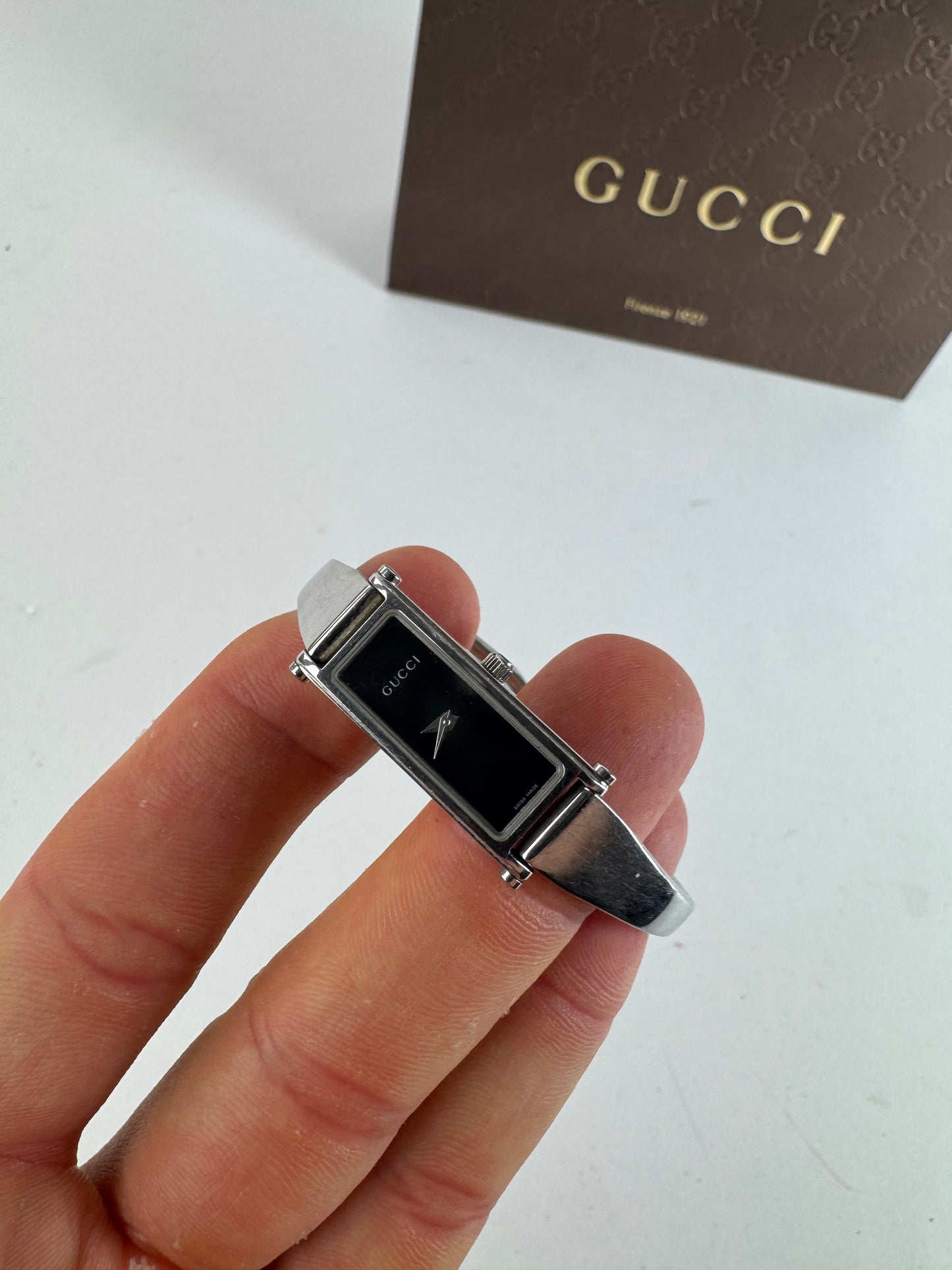 Montre Gucci vintage en acier avec mors de cheval argenté
