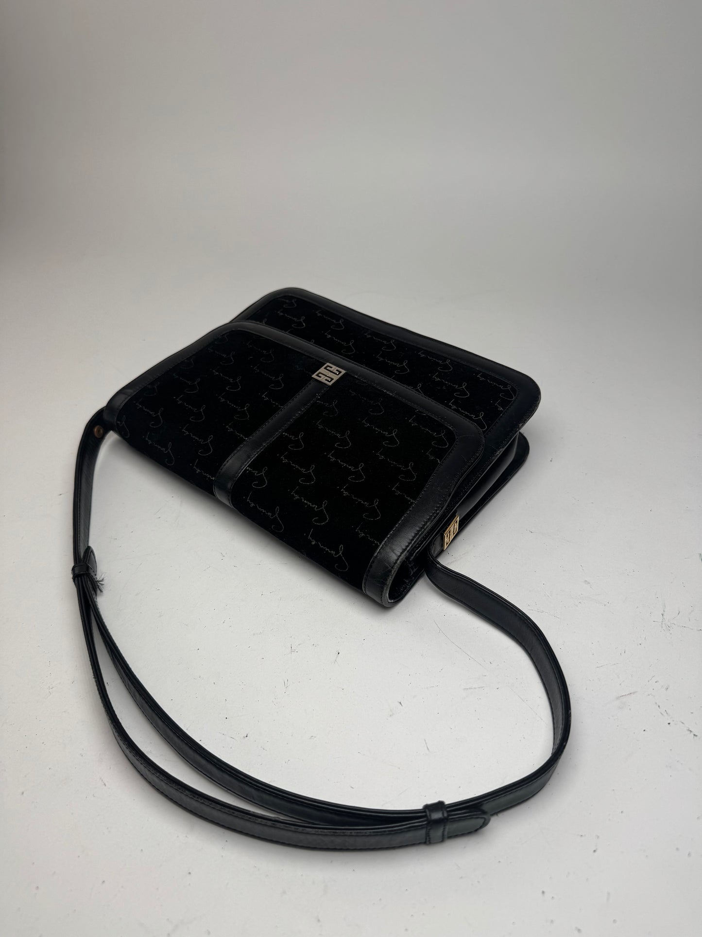 Sac vintage Givenchy en laine et cuir monogramme noir marron