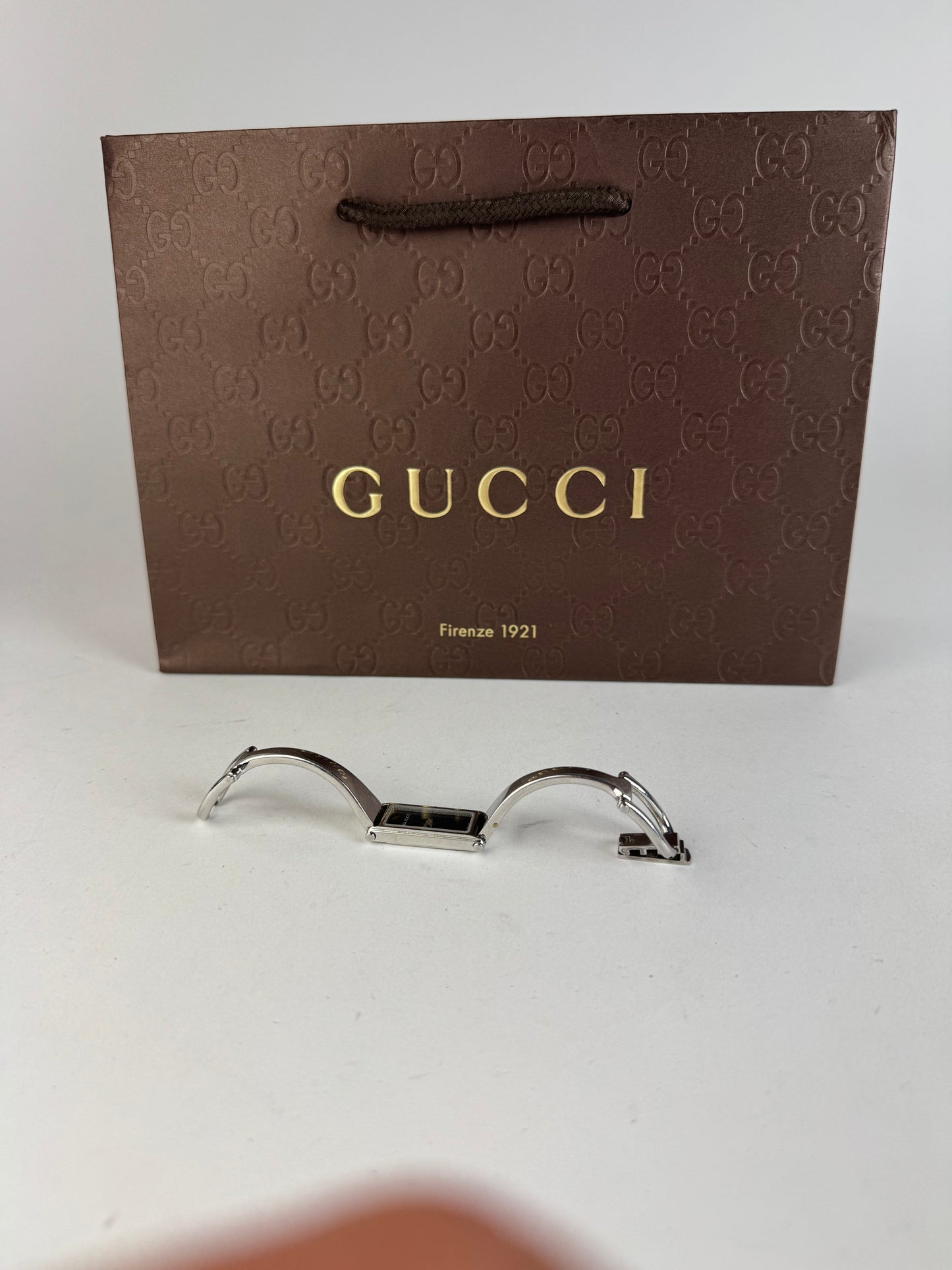 Montre Gucci vintage en acier avec mors de cheval argenté