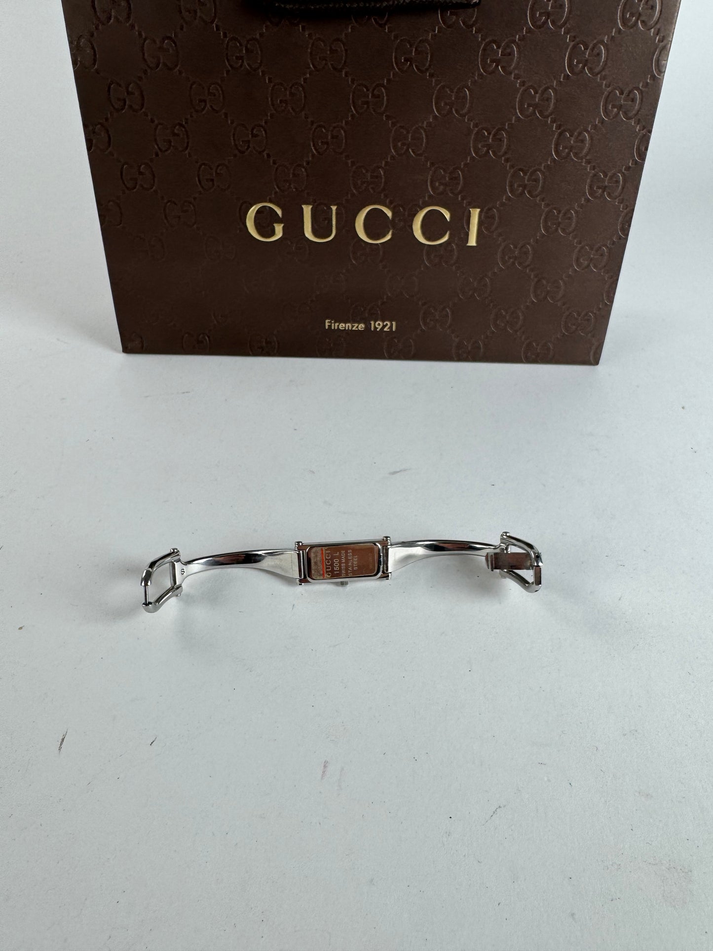 Montre Gucci vintage en acier avec mors de cheval argenté