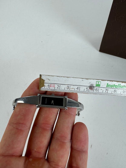 Montre Gucci vintage en acier avec mors de cheval argenté