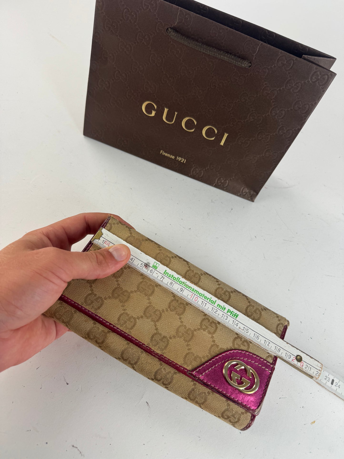 Vintage Gucci Monogram GG wallet beige purple