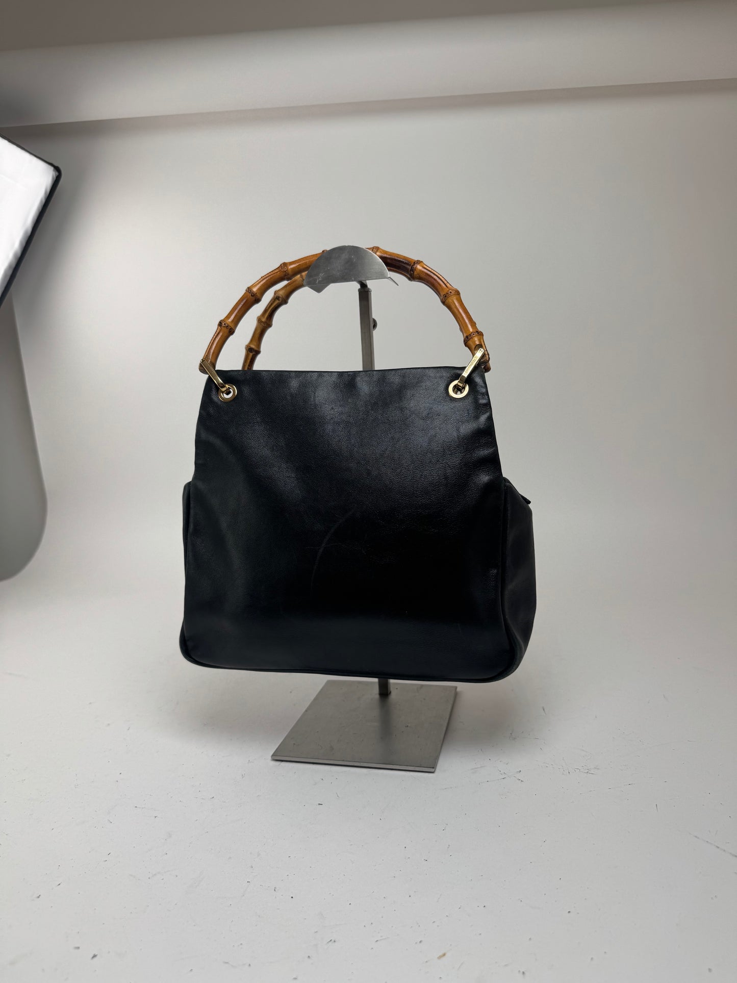 Sac vintage Gucci en cuir bambou noir