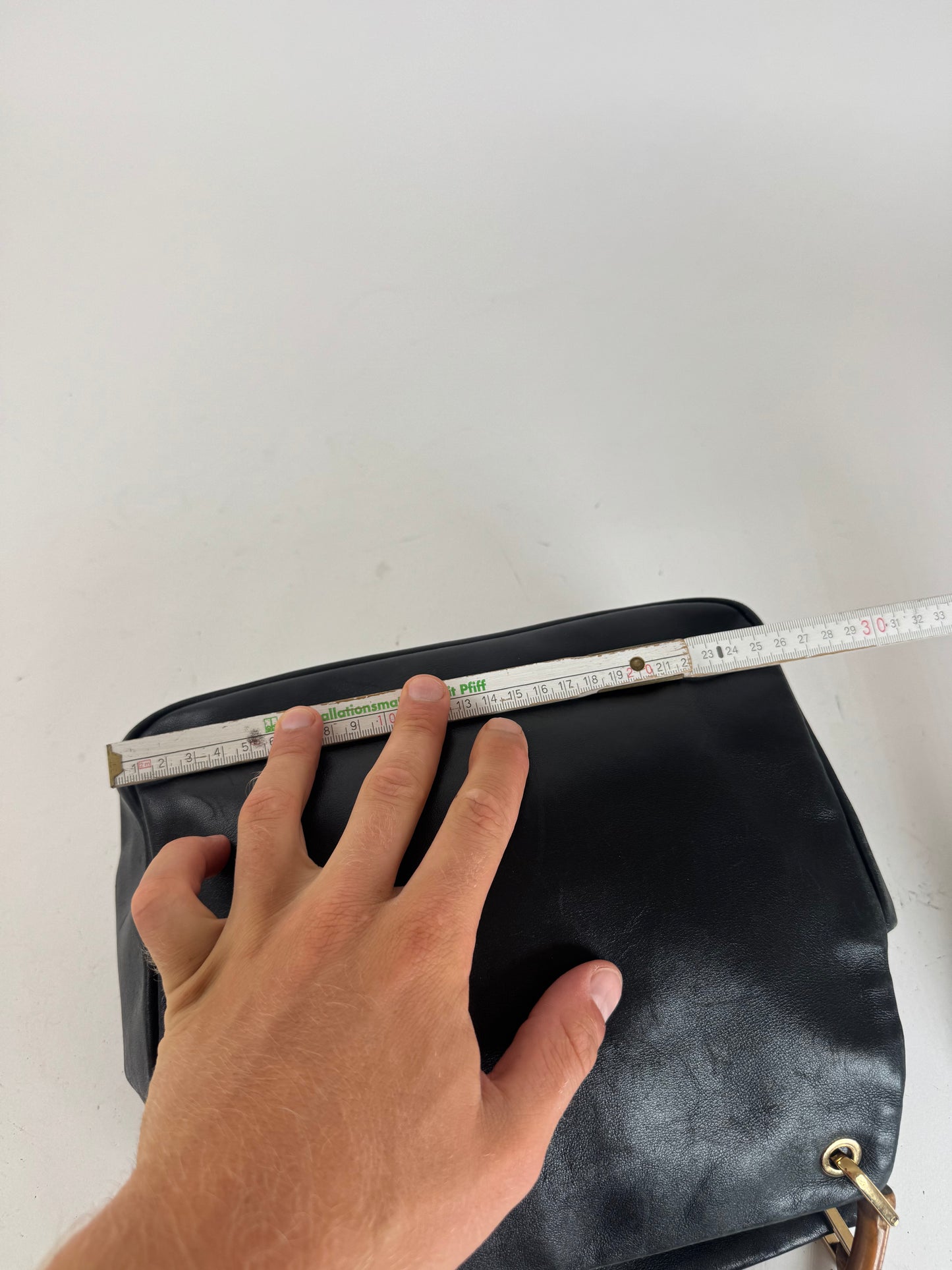 Sac vintage Gucci en cuir bambou noir