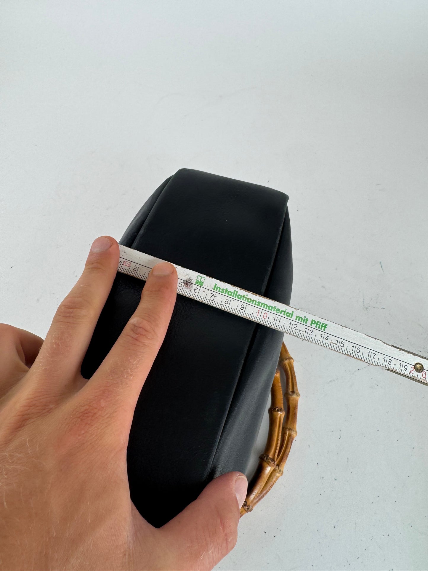 Sac vintage Gucci en cuir bambou noir