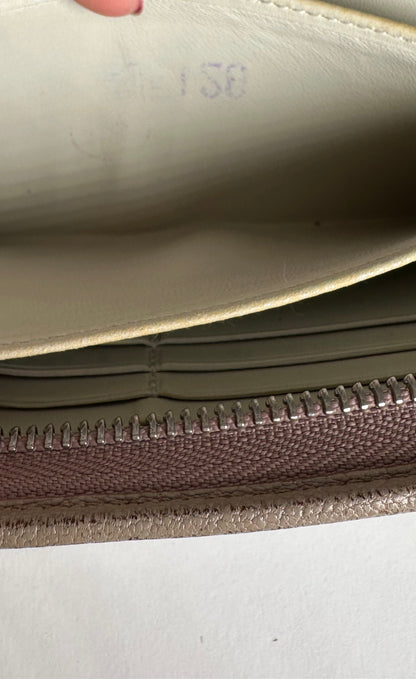 Vintage Loewe Madrid Zippy Leather Wallet Beige Grey