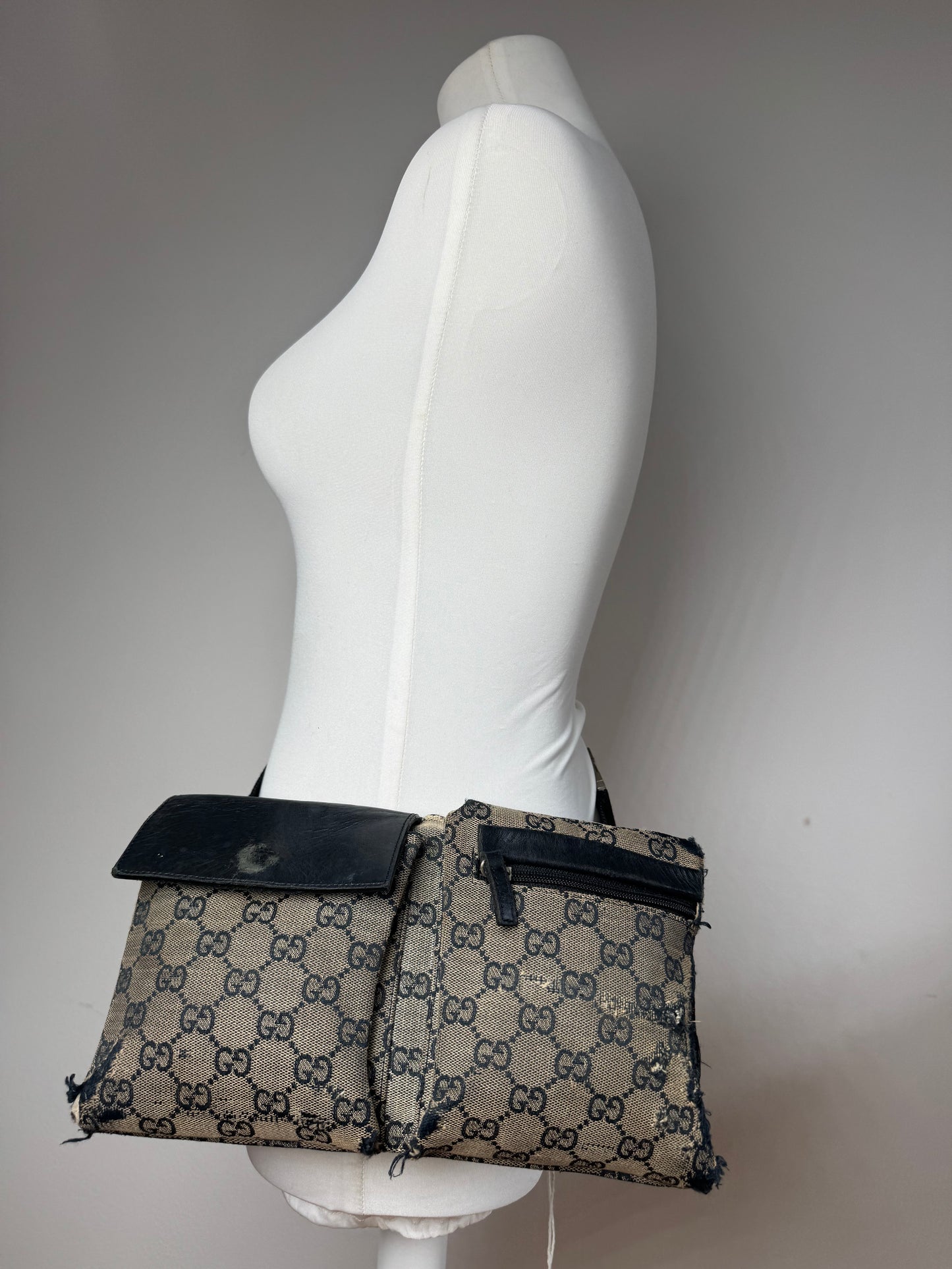 Vintage Gucci Belt / Crossbody Bag Grey brown monogram