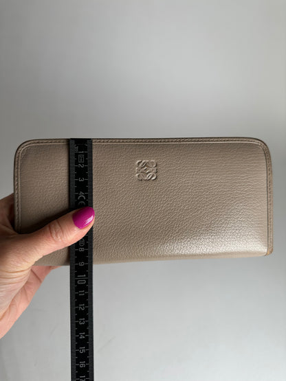 Vintage Loewe Madrid Zippy Leather Wallet Beige Grey
