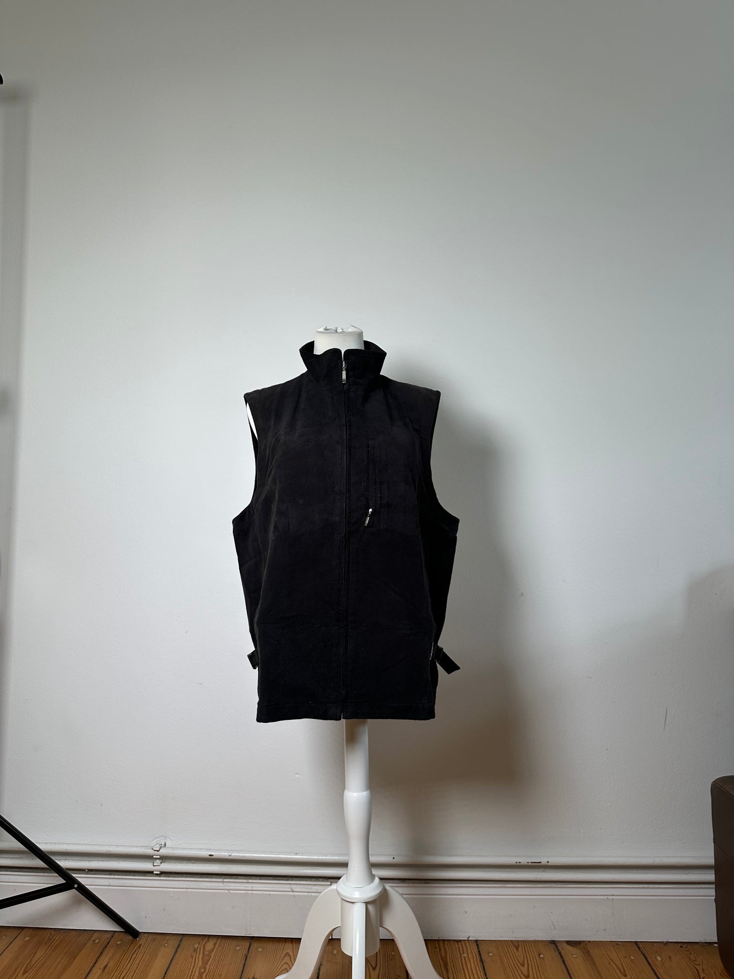 Vintage Burberry Men's Suede Vest Black Check Lining M