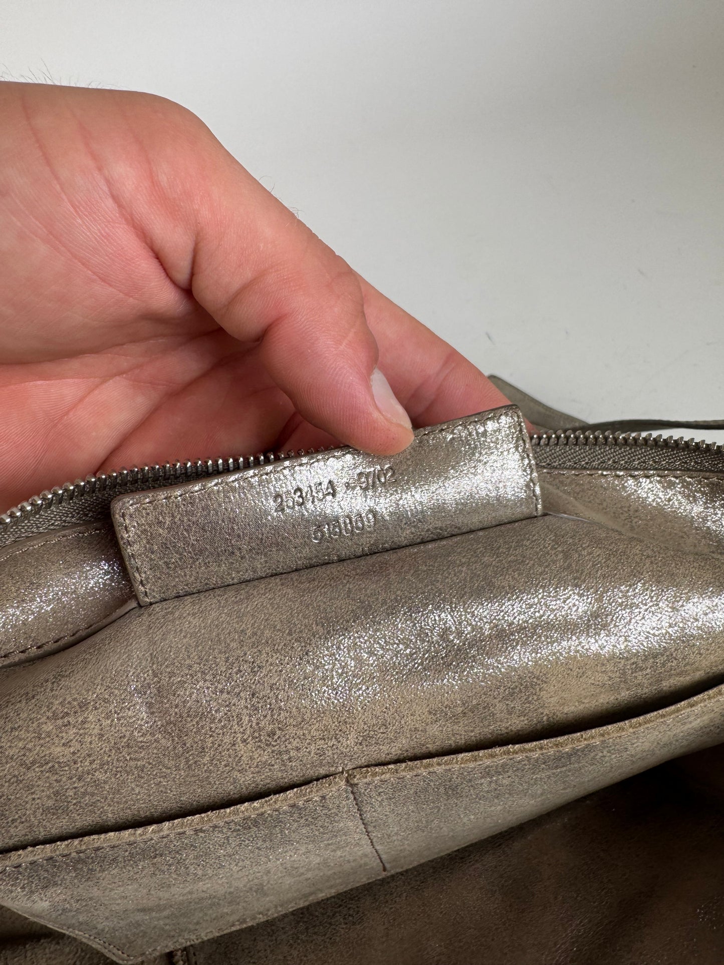 Sac de ville Balenciaga vintage en cuir gris argenté