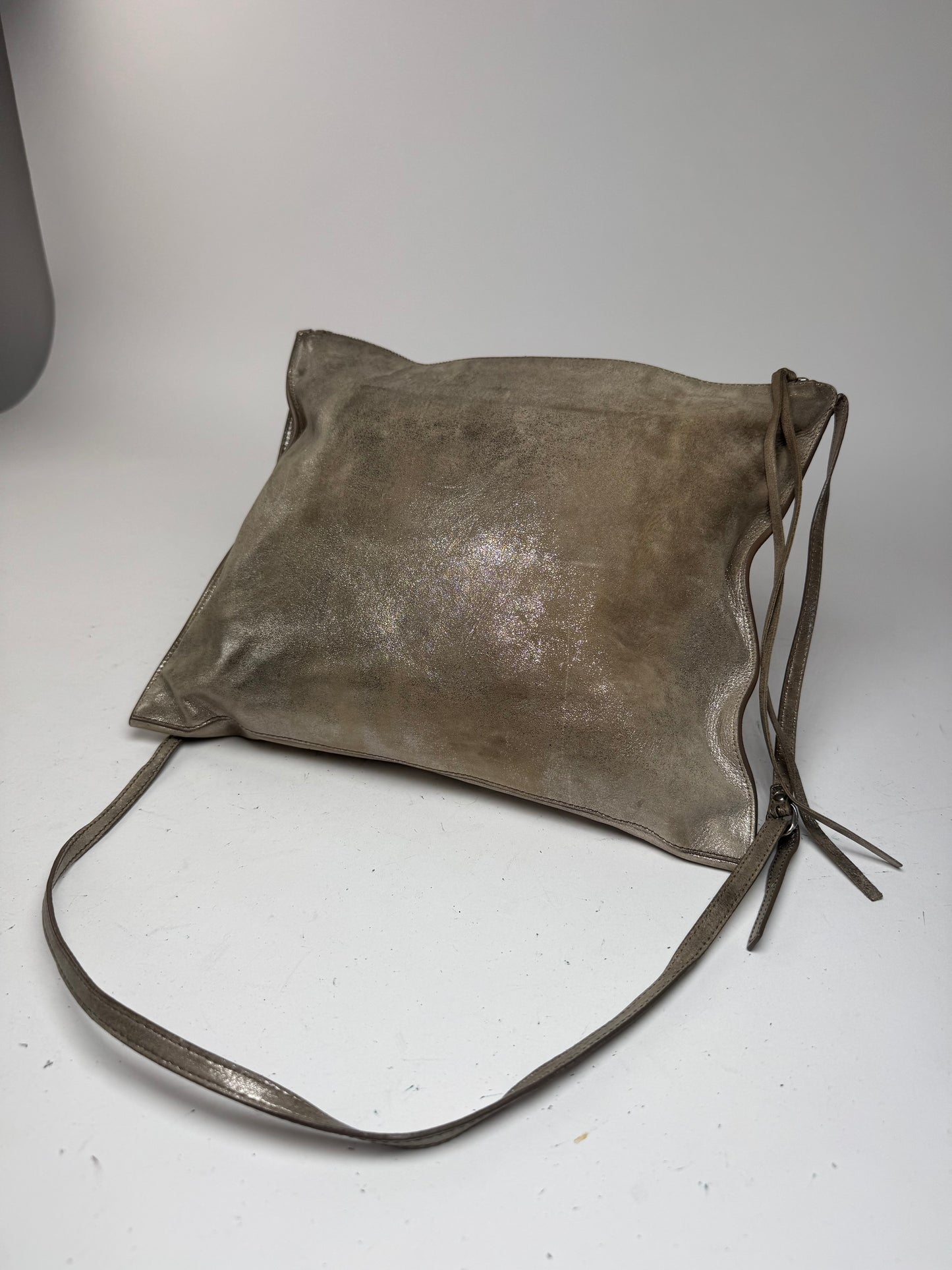 Sac de ville Balenciaga vintage en cuir gris argenté
