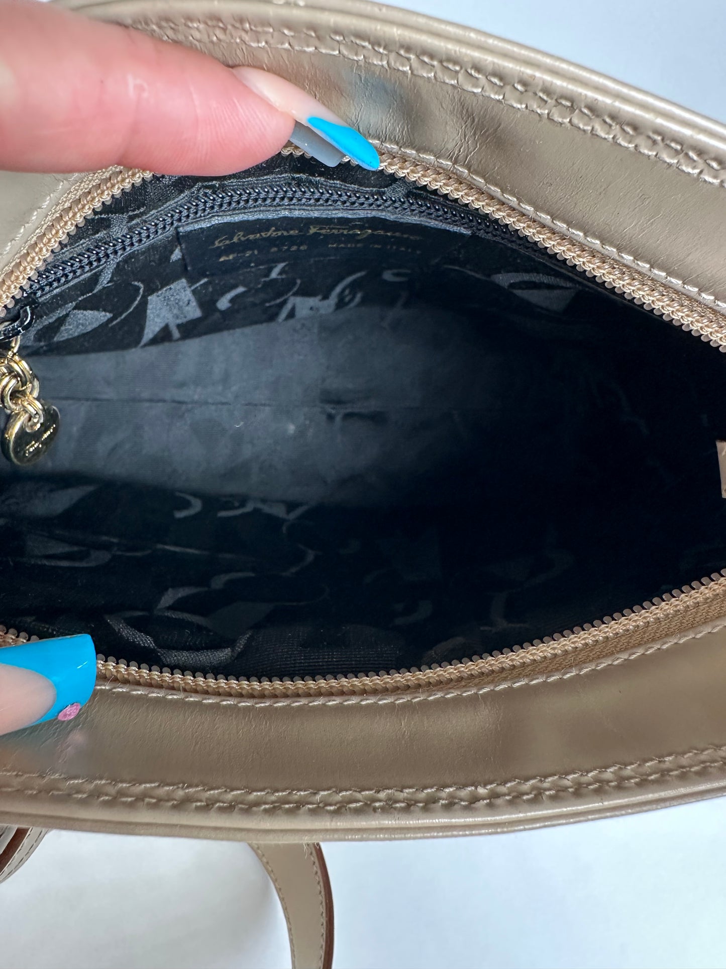 Vintage Ferragamo Grained Leather Shoulder Bag Beige Gold