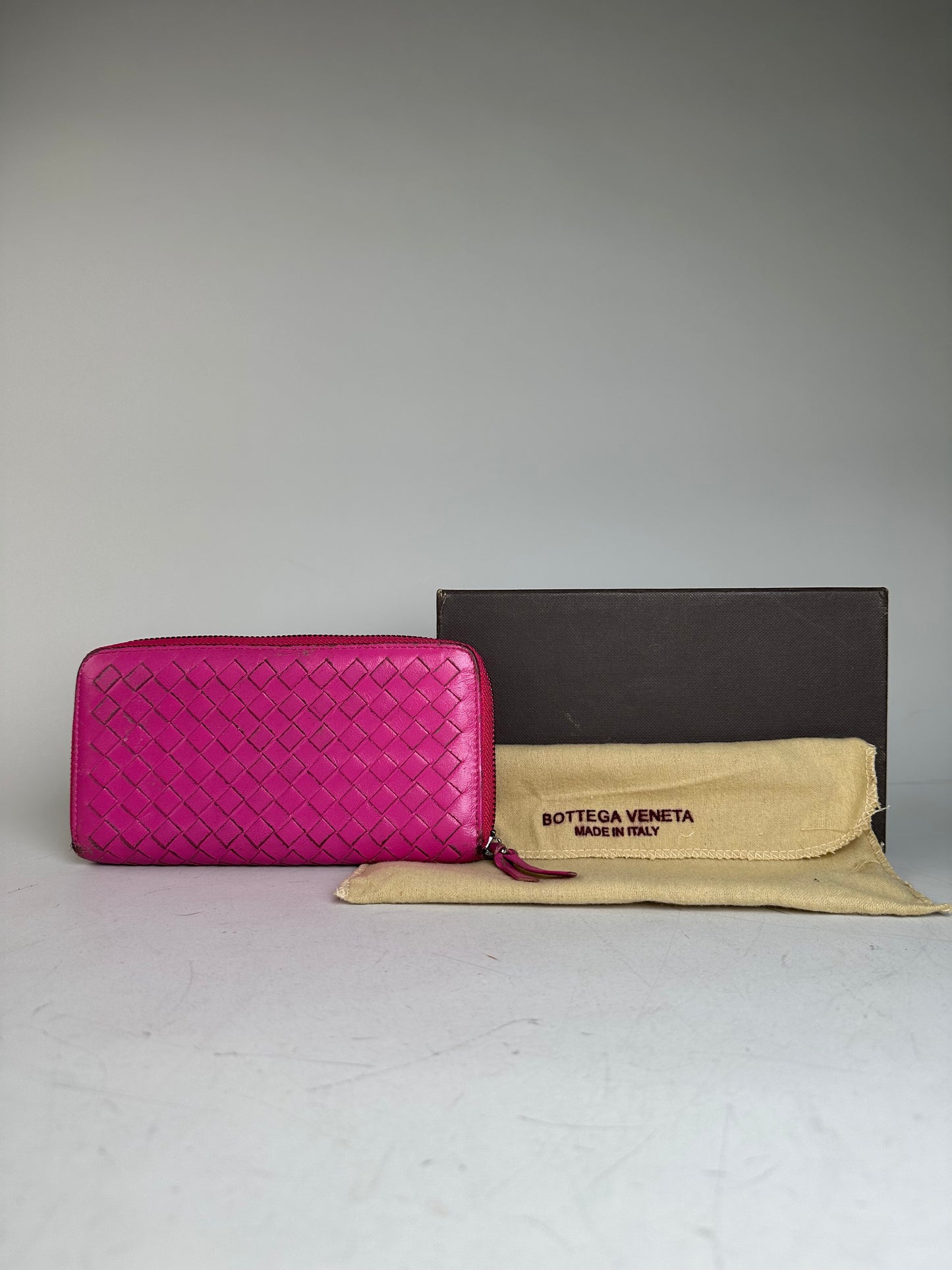 Vintage Bottega Veneta Intrecciato Leather Zip Wallet Fuchsia