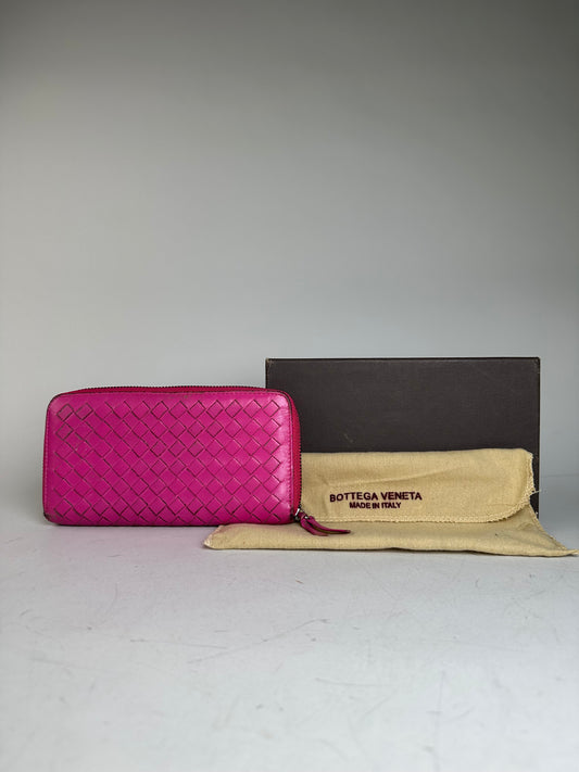 Vintage Bottega Veneta Intrecciato Leather Zip Wallet Fuchsia