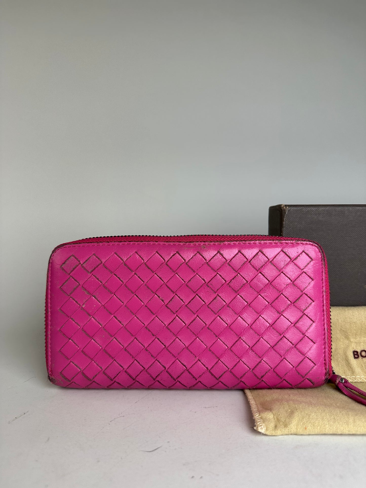 Vintage Bottega Veneta Intrecciato Leather Zip Wallet Fuchsia