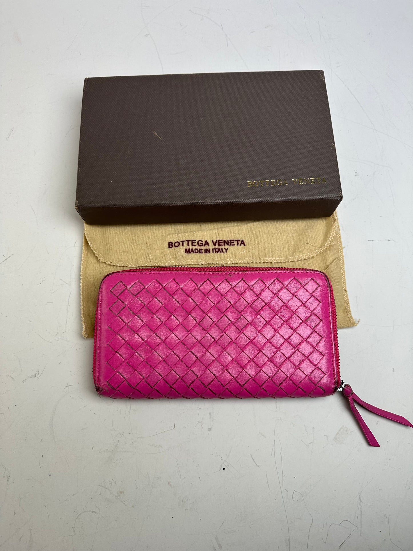 Vintage Bottega Veneta Intrecciato Leather Zip Wallet Fuchsia