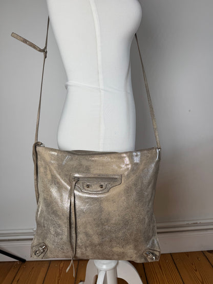 Sac de ville Balenciaga vintage en cuir gris argenté