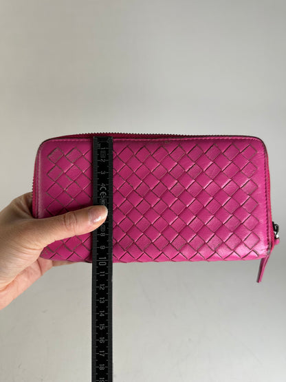Vintage Bottega Veneta Intrecciato Leather Zip Wallet Fuchsia