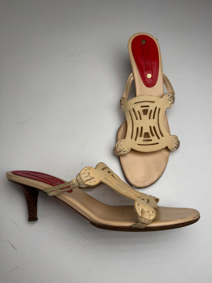 Vintage Celine Paris Triomphe Leather Pumps beige 37