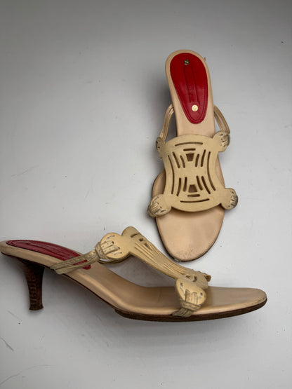 Vintage Celine Paris Triomphe Leather Pumps beige 37