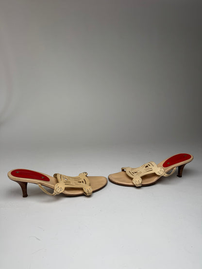 Vintage Celine Paris Triomphe Leather Pumps beige 37