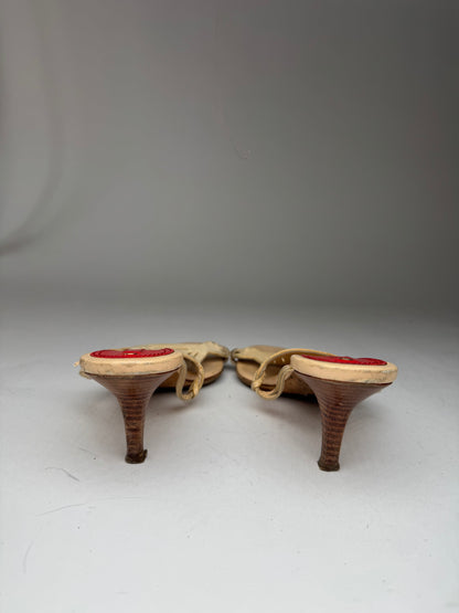 Vintage Celine Paris Triomphe Leather Pumps beige 37