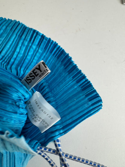 Sac plissé vintage Issey Miyake bleu