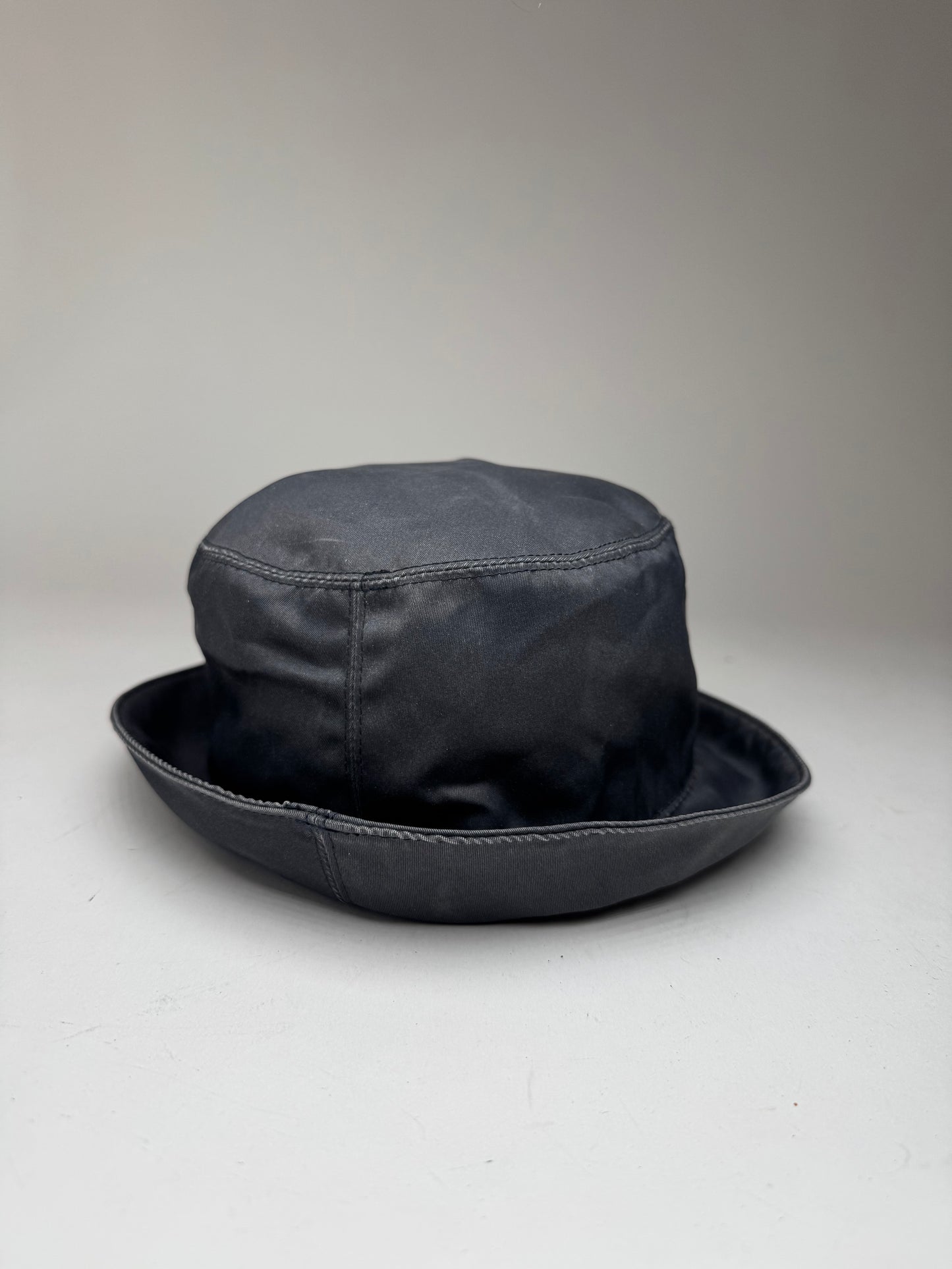 Vintage Prada Bucket Hat Grey L