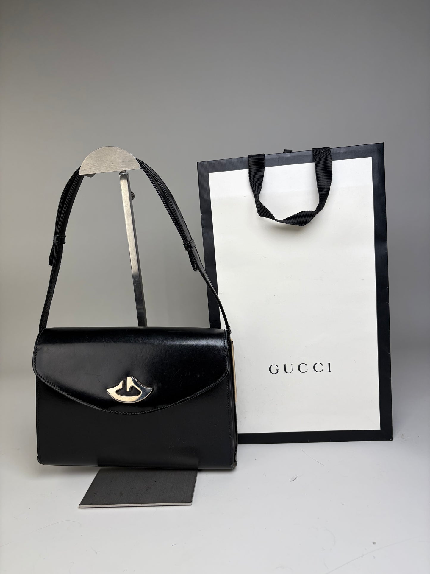 Vintage Gucci Leather Shoulder Bag Black Silver Clasp