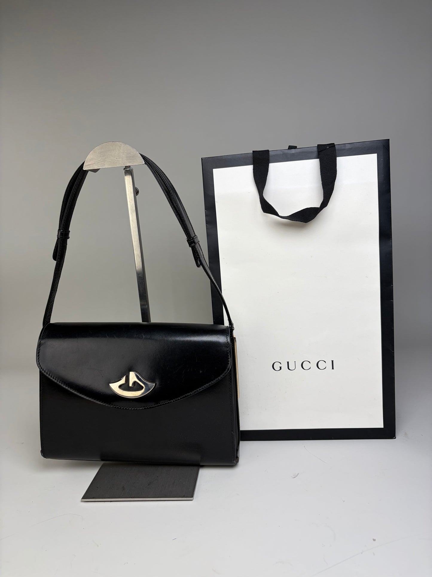 Vintage Gucci Leather Shoulder Bag Black Silver Clasp