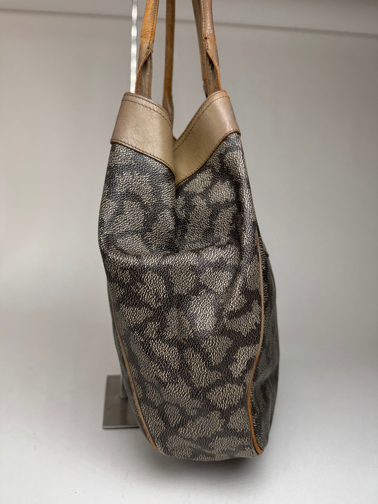 Vintage Yves Saint Laurent Monogram Leather Shopper grey/black