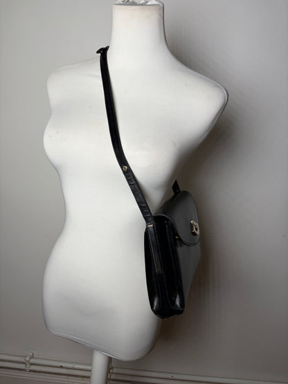 Vintage Gucci Leather Shoulder Bag Black Silver Clasp