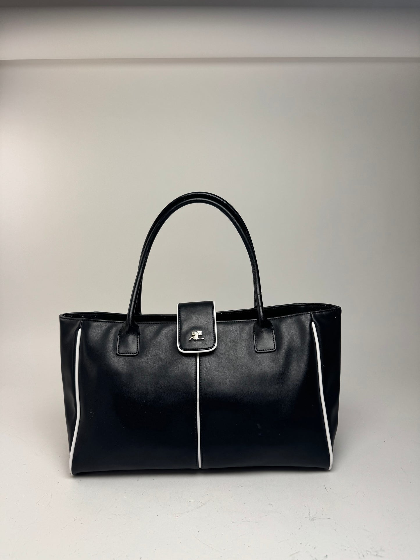 Sac Courreges vintage en cuir noir