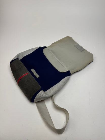 Sac de sport Prada vintage en néoprène