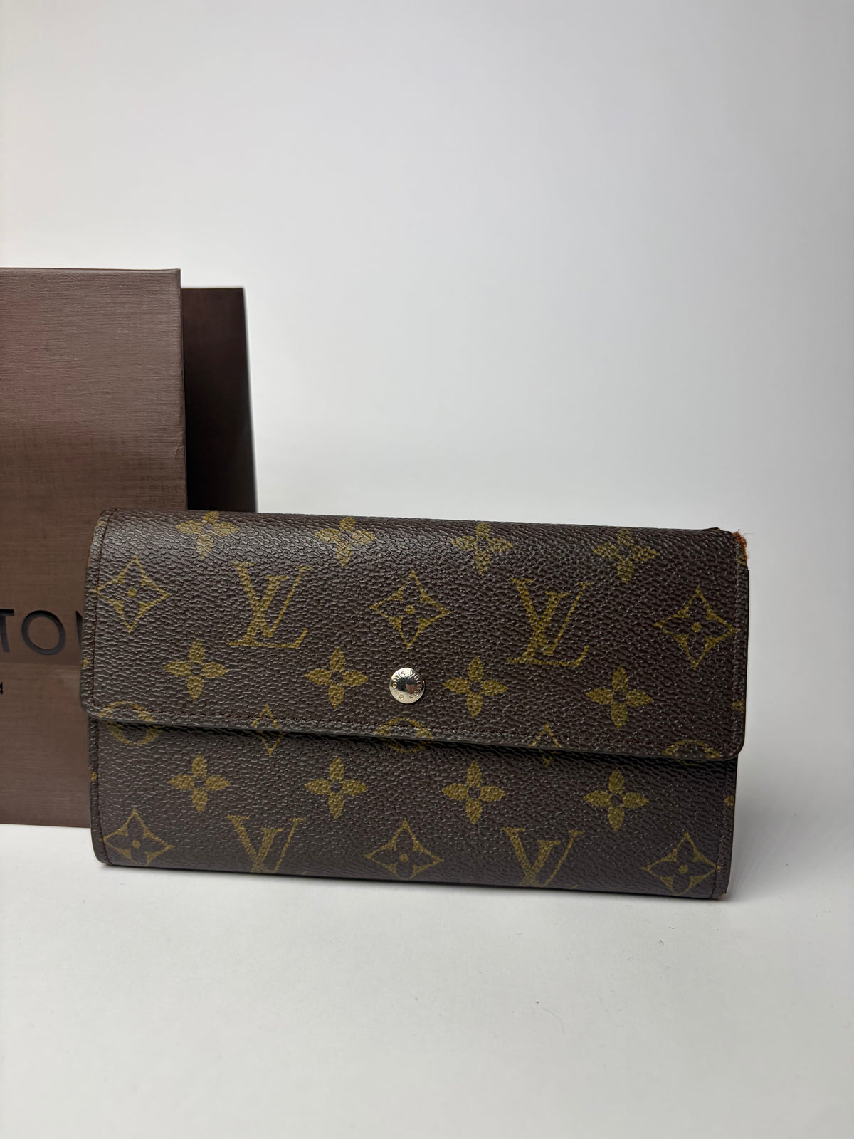 Vintage Louis Vuitton Monogram Canvas Sarah Wallet 2010 Brown