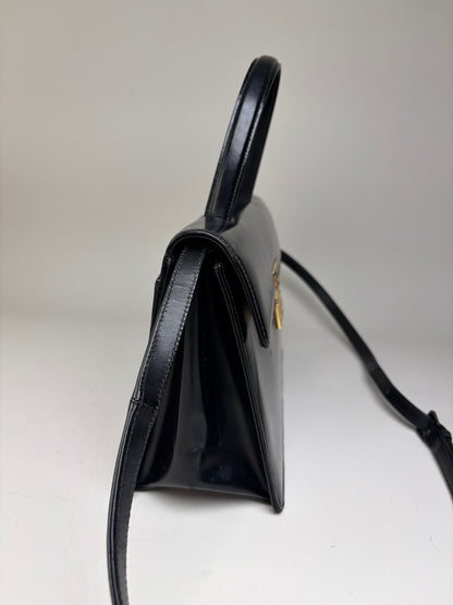 Vintage Givenchy G Logo Smooth Leather Bag Black Gold