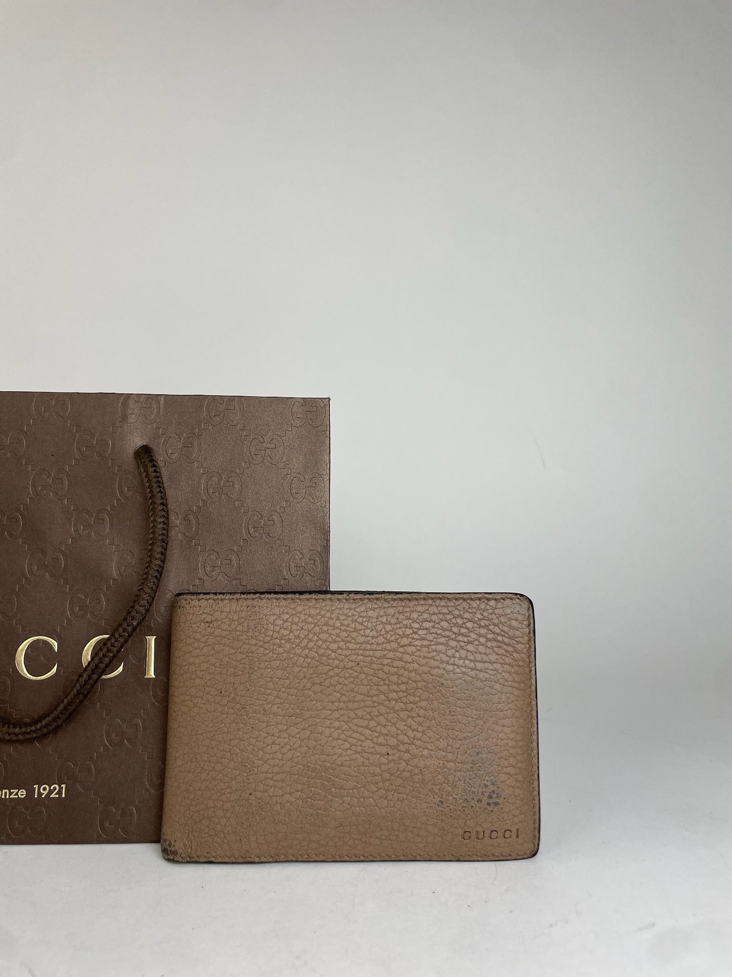 Vintage Flapable Gucci Leather Wallet Brown