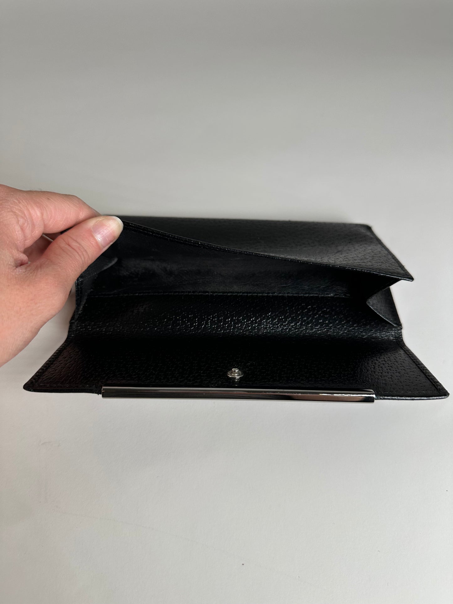 Vintage Gucci Textured Leather Wallet Black Silver